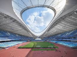 这引体向上的姿势是相当的标准